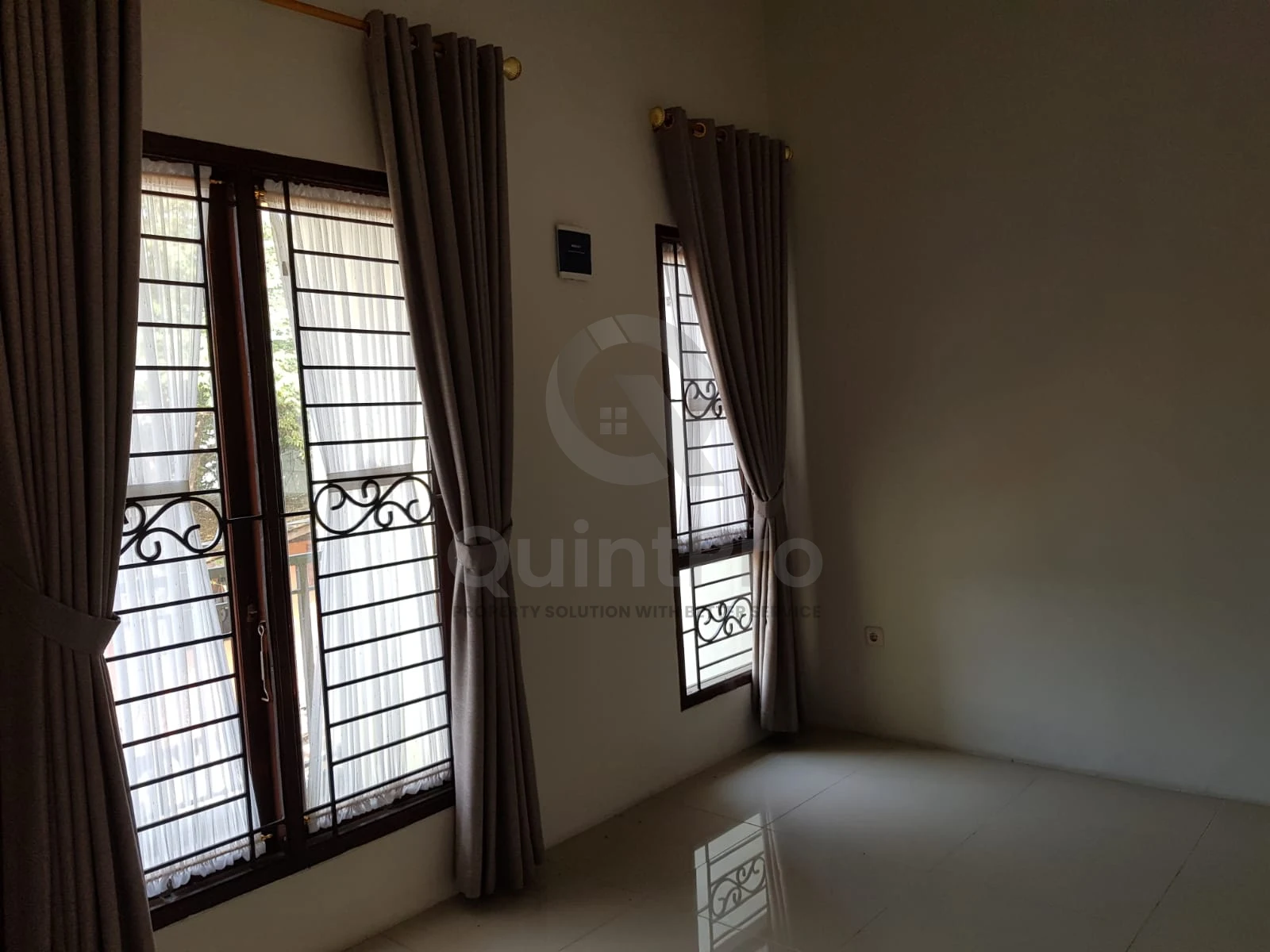 Rumah Modern 3KT 2 Lantai di Sinar Pamulang Permai, Semi-Furnished SHM — foto 5