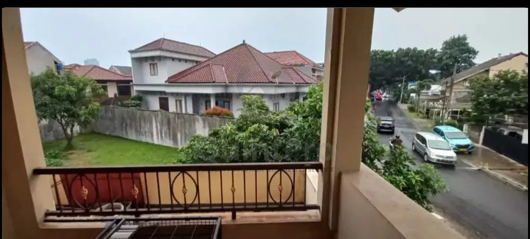 Rumah Dijual di Griya Loka, BSD, 250KT — foto 7