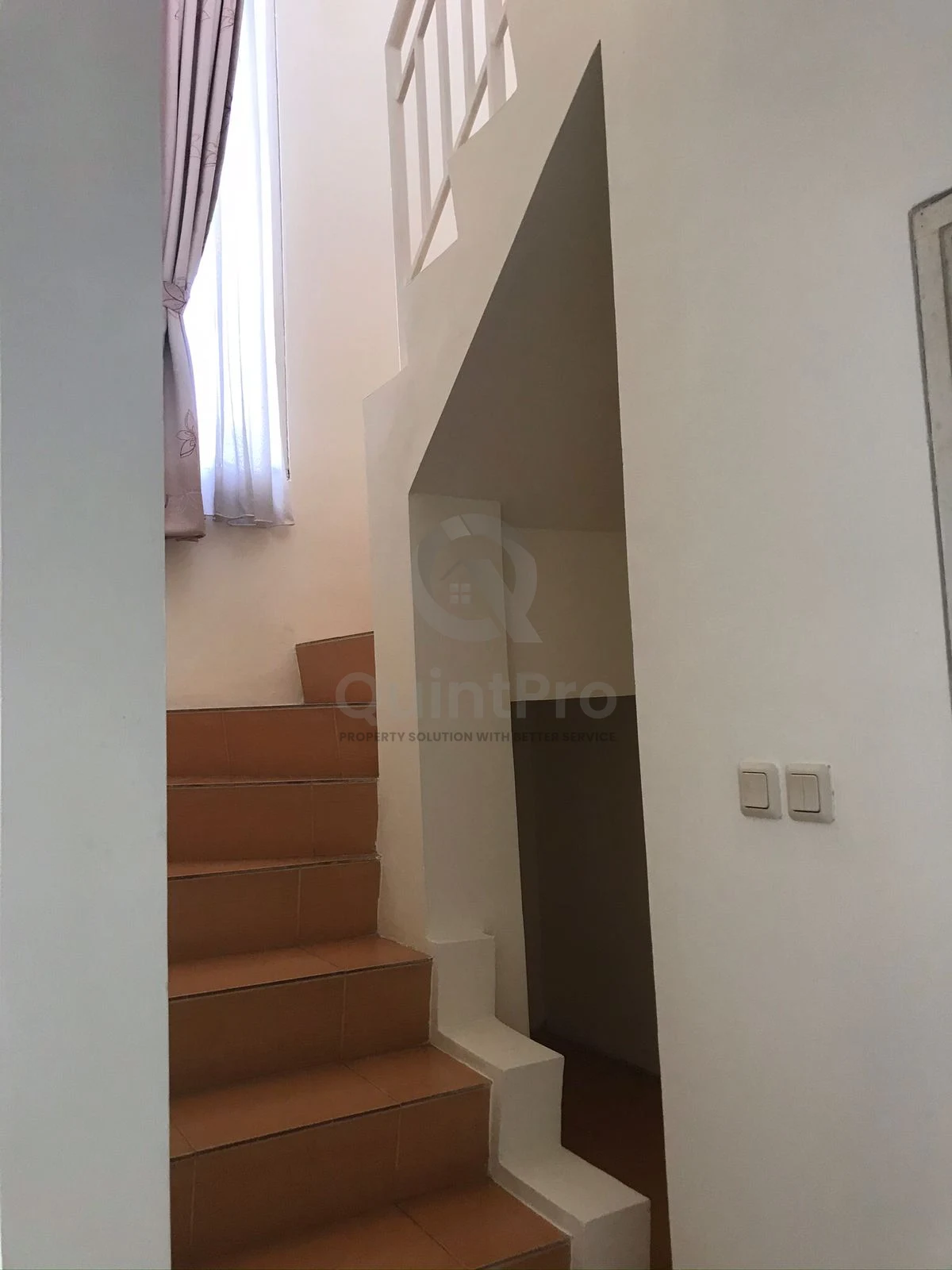 Rumah Disewa di neo catalonia, 2KT — foto 11