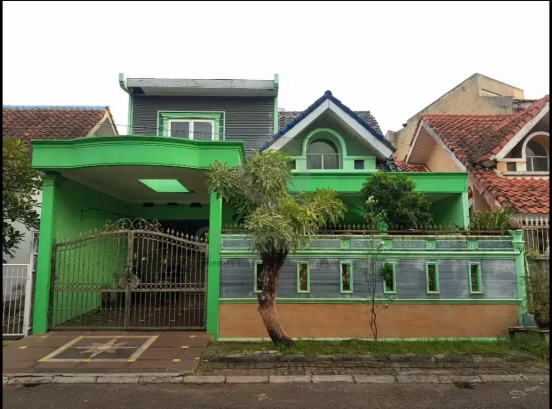 Rumah 3KT 2 Lantai di Anggrek Loka BSD, Semi-Furnished Bebas Banjir SHM