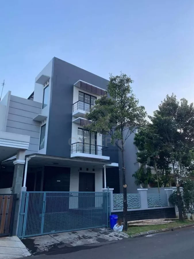 Rumah dijual di Puspita Loka, BSD