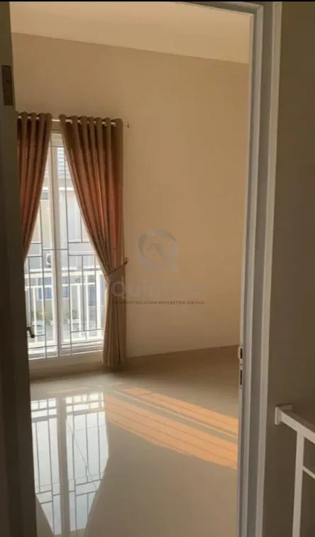 Rumah 3KT 2 Lantai di Serpong Lagon BSD, Hook Position SHM Asri — foto 4