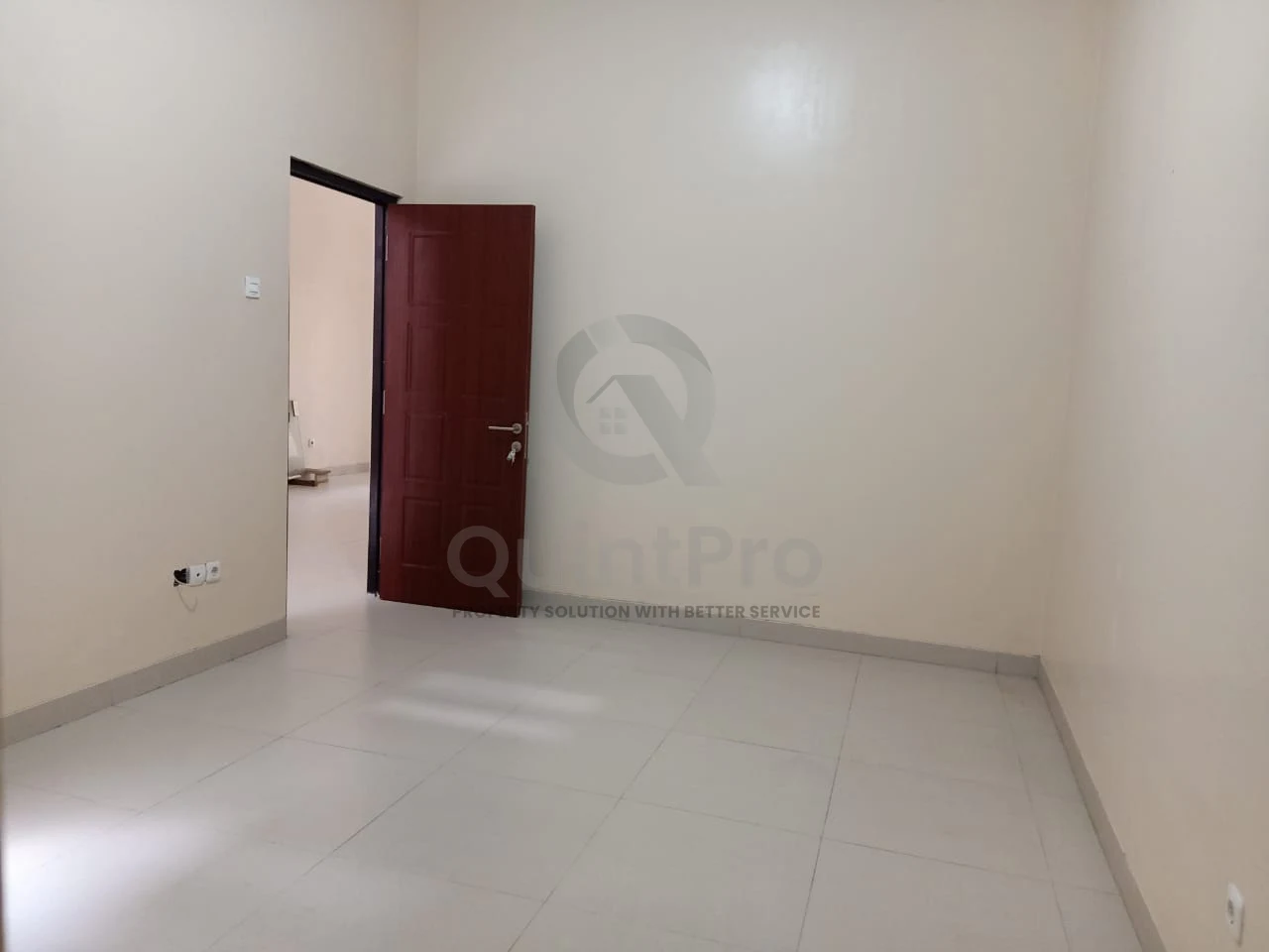 Rumah 3+1KT 300m² di Kencana Loka BSD, Modern 2 Lantai SHM Unfurnished — foto 2