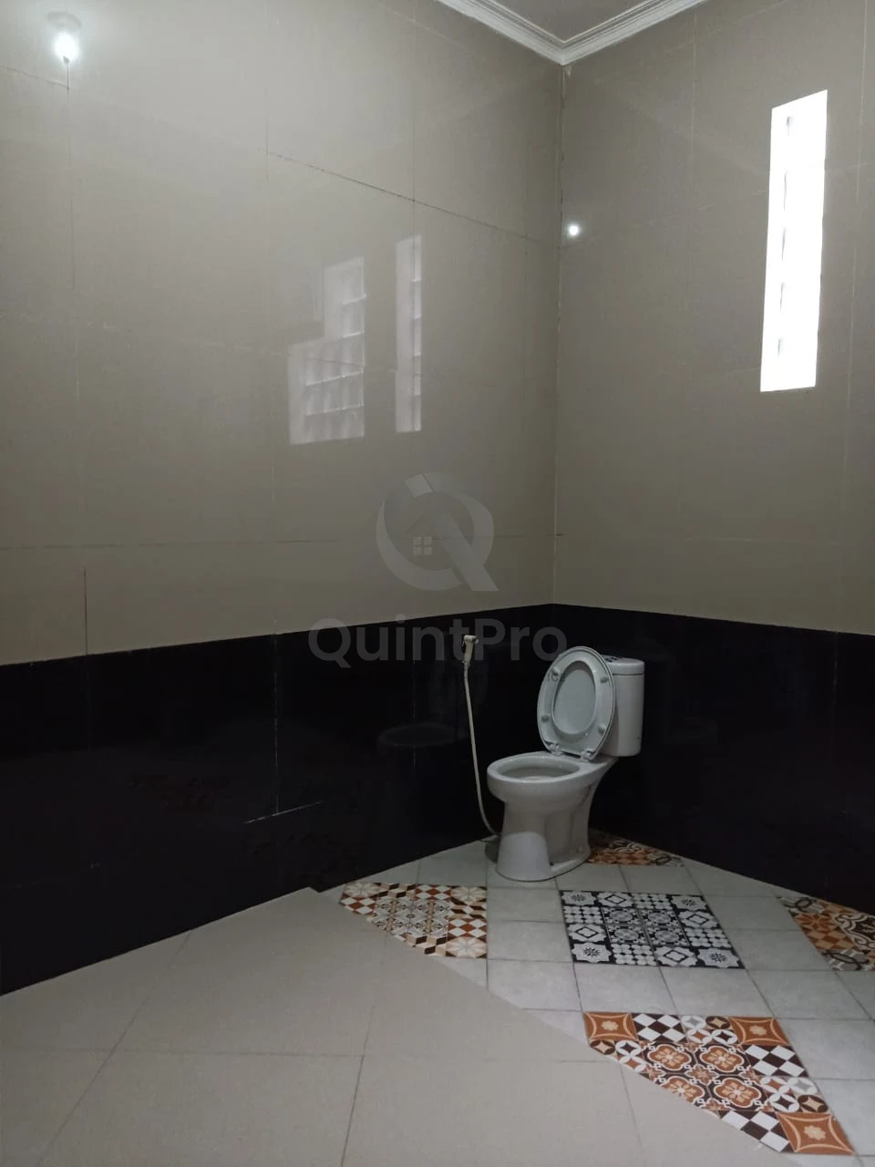 Rumah Dijual di Kencana Loka, BSD, 3KT — foto 9