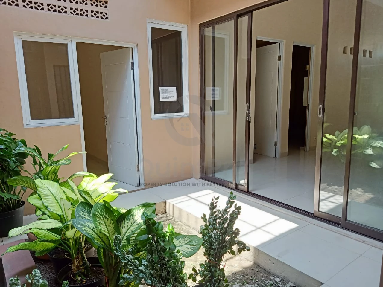 Rumah Dijual di Kencana Loka, BSD, 3KT — foto 8