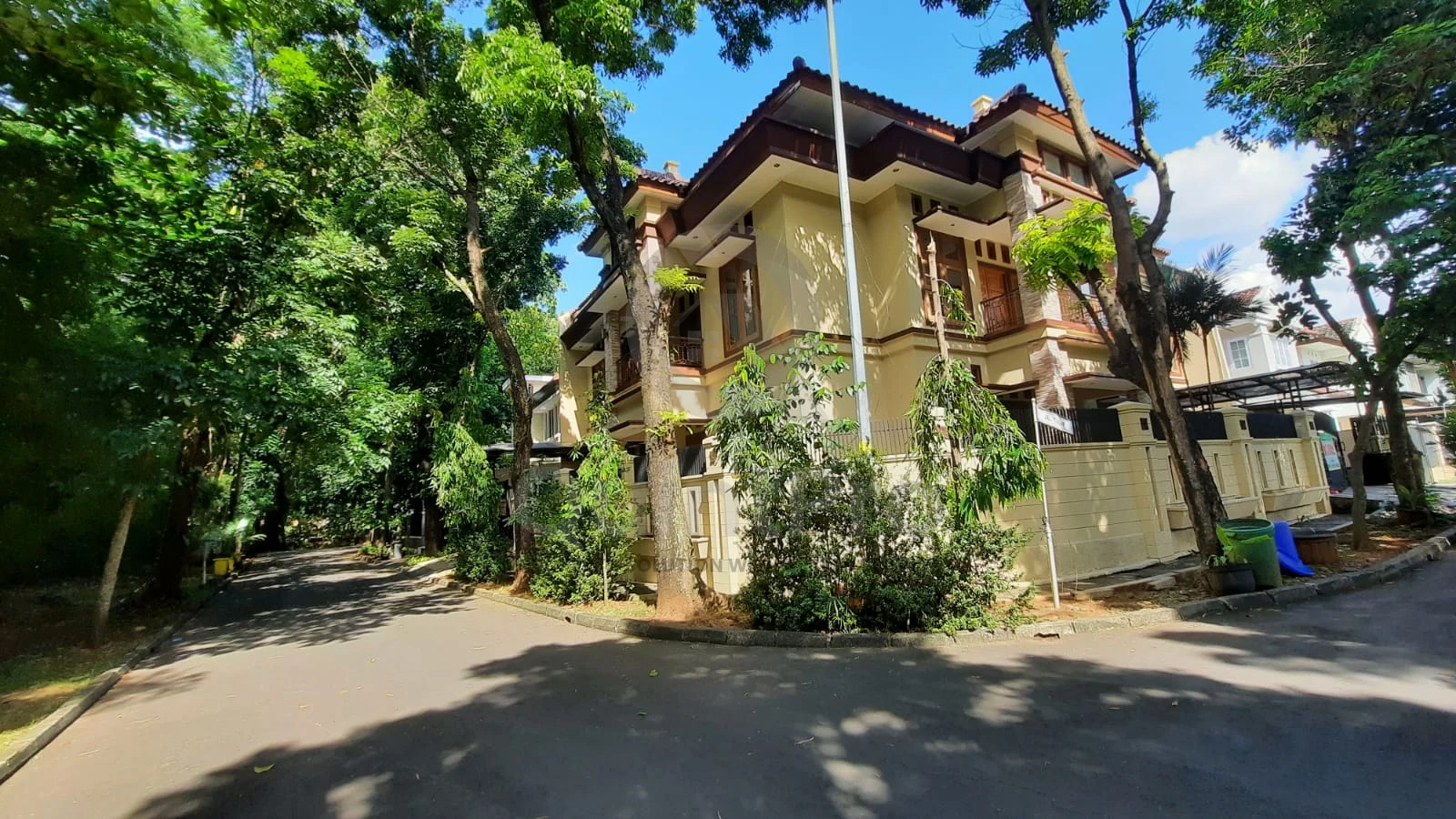 Rumah Dijual di Puspita Loka, BSD, 9KT — foto 2