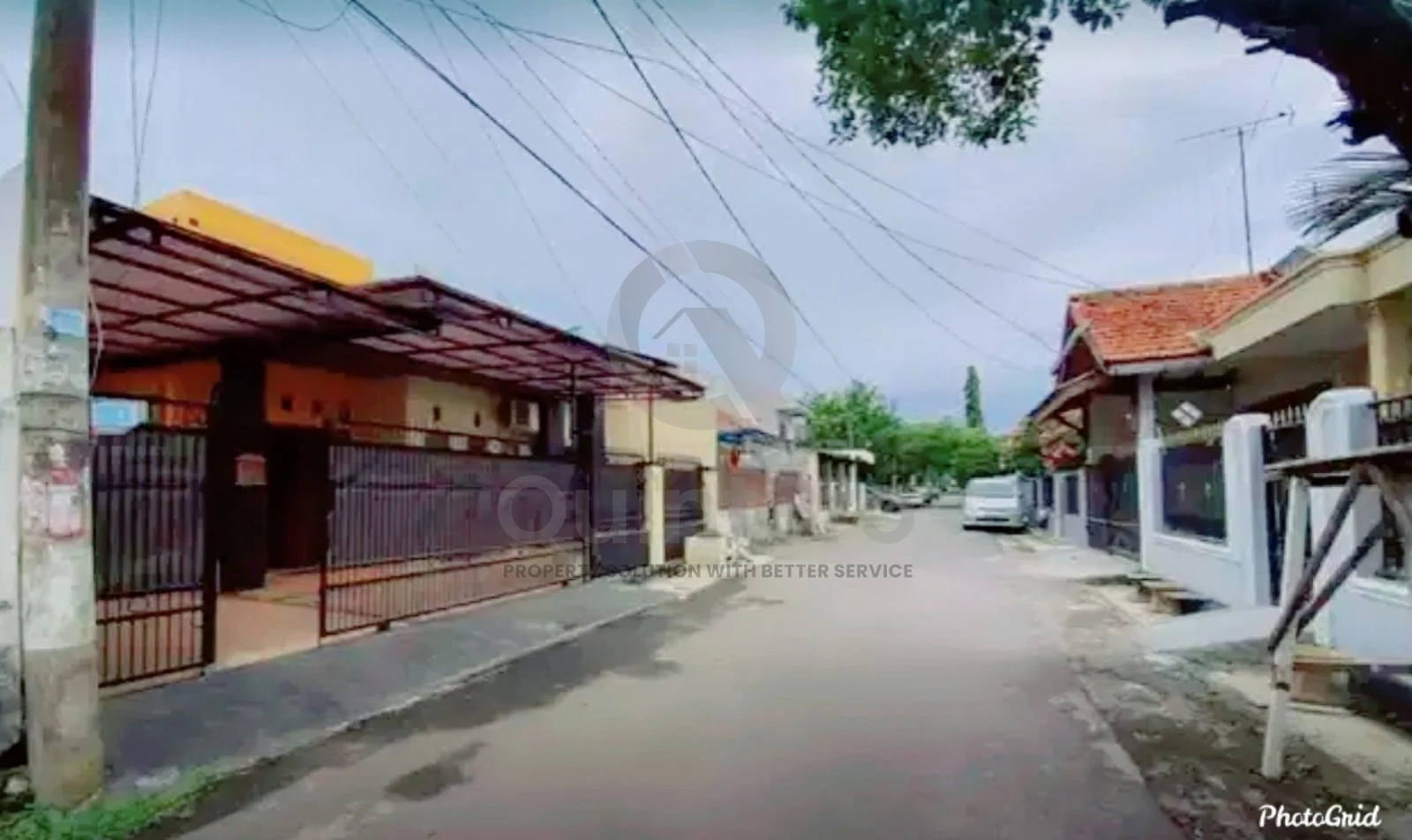 Rumah 3KT 2 Lantai di Pondok Jagung Tangsel, Modern Minimalis SHM — foto 2