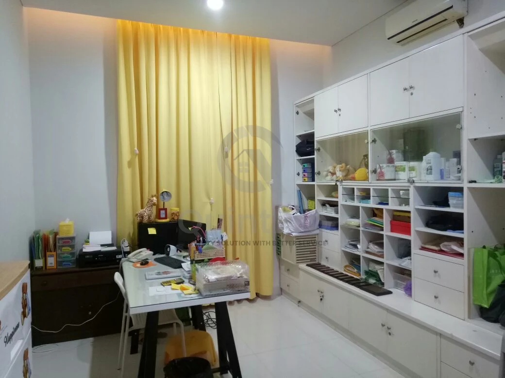 Rumah 5KT 2 Lantai di Carabean Delatinos BSD, Modern Minimalis SHM Semi-Furnished — foto 5