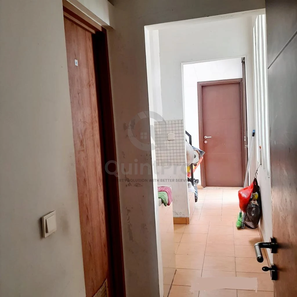 Rumah 5KT 5KM di Anthea BSD, 2 Lantai SHM Halaman Asri — foto 5