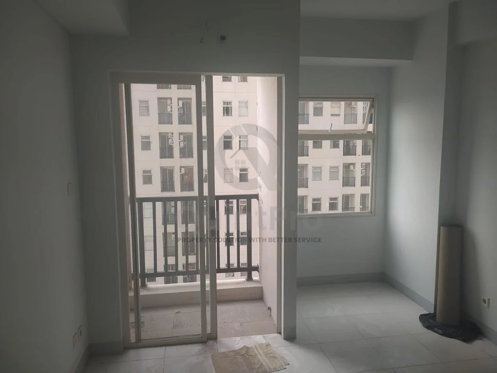 Apartemen Studio di Ayodhya Tangerang, View Kolam Renang Strategis — foto 2
