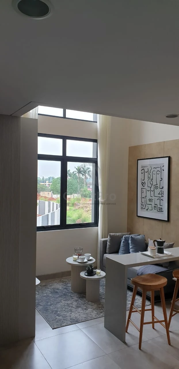 Rumah Modern 3 Lantai 2KT di De Latinos Tangerang Selatan, HGB Minimalis — foto 4