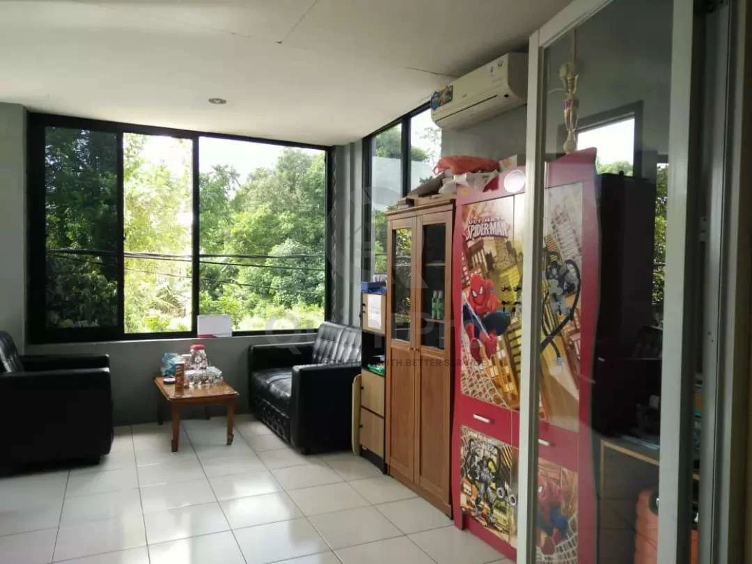 Rumah Modern 3KT 2 Lantai di Cluster Hills BSD, SHM 180m² Strategis — foto 3