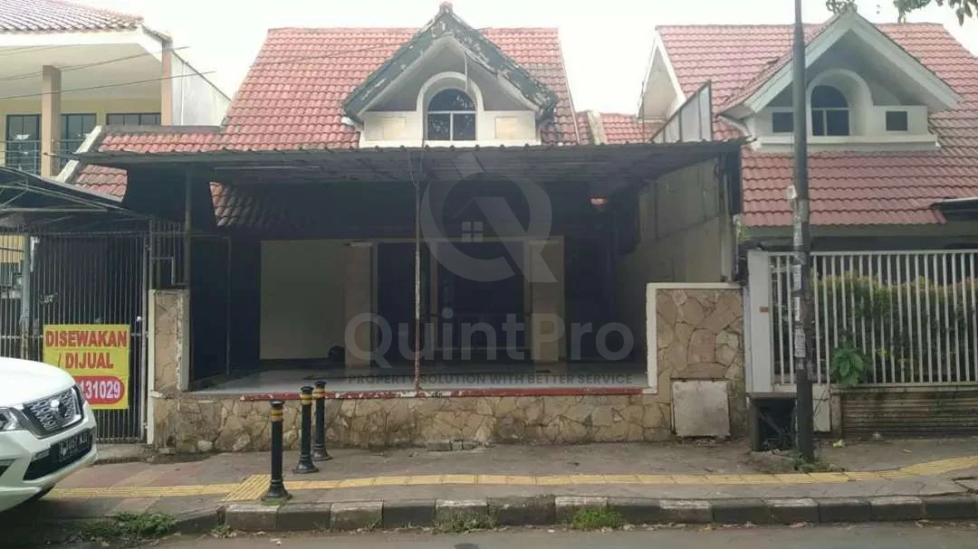Rumah 4KT 250m² di Kencana Loka Raya BSD, SHM Siap Renovasi