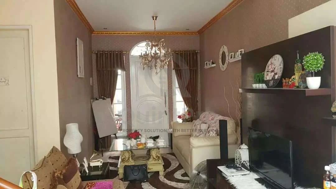 Rumah dijual di Versailes Residence, serpong — foto 3