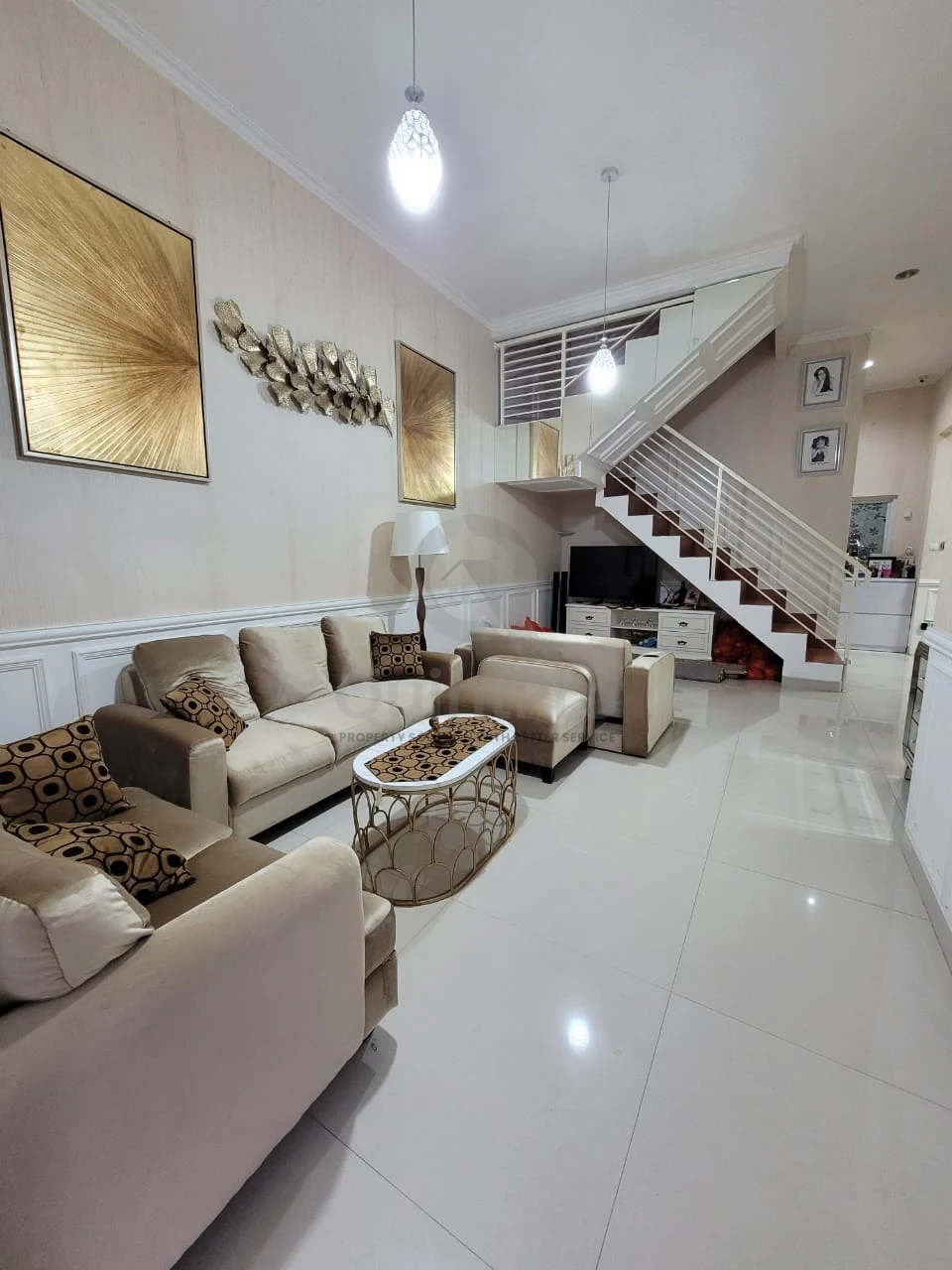Rumah 3KT 200m² 2 Lantai di Alam Sutera, Modern Minimalis SHM