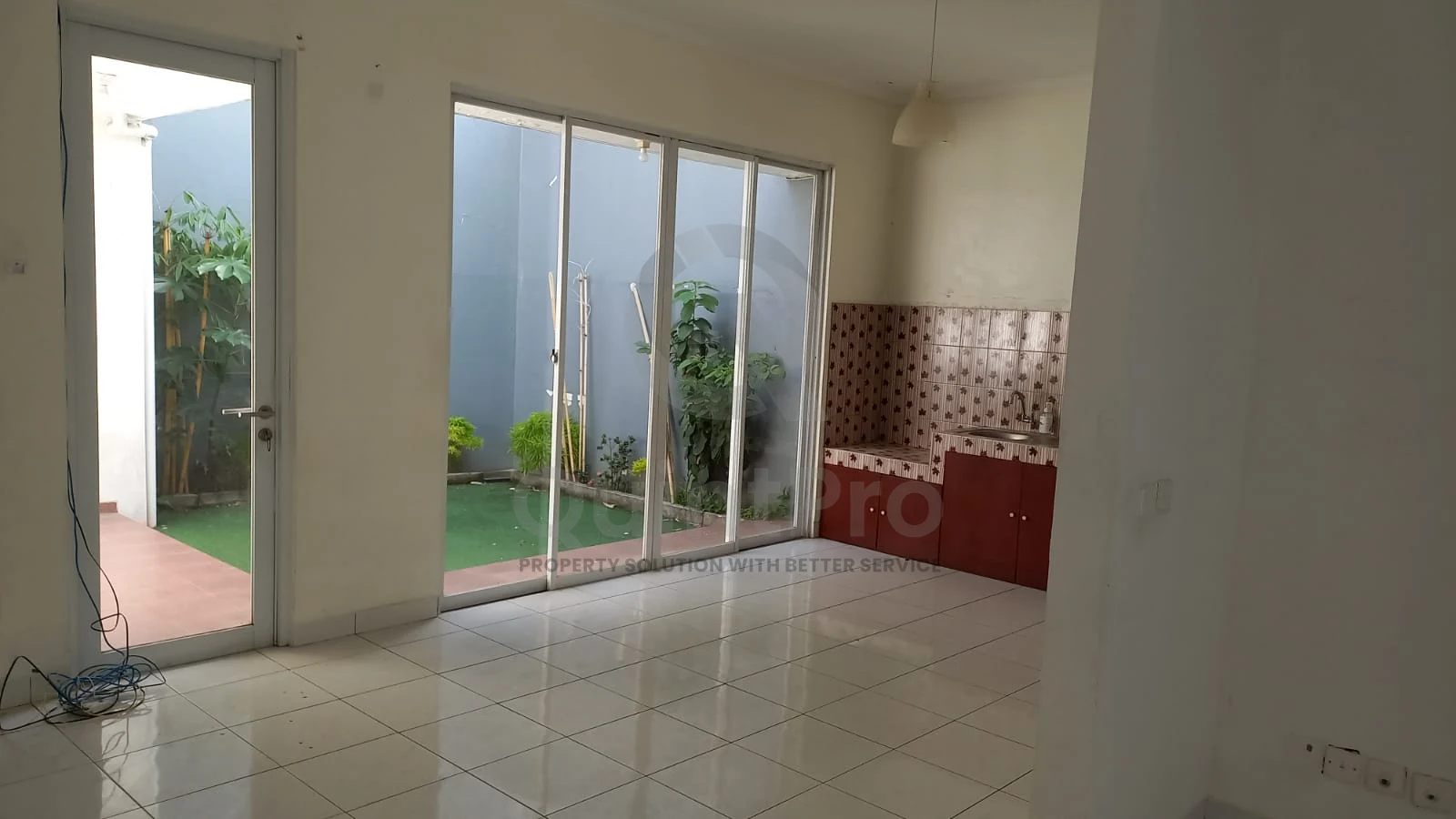 Rumah Disewa 3+1KT di Cosmo The Icon BSD, Modern Minimalis 2 Lantai SHM — foto 2