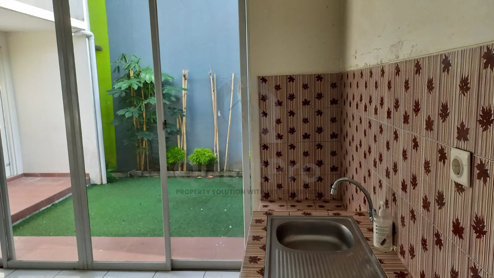 Rumah Disewa 3+1KT di Cosmo The Icon BSD, Modern Minimalis 2 Lantai SHM — foto 3