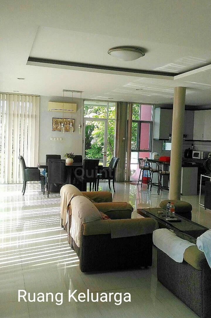 Rumah 6+1KT 2 Lantai di Bukit Golf Terrace BSD, 519m² SHM Taman Luas — foto 2