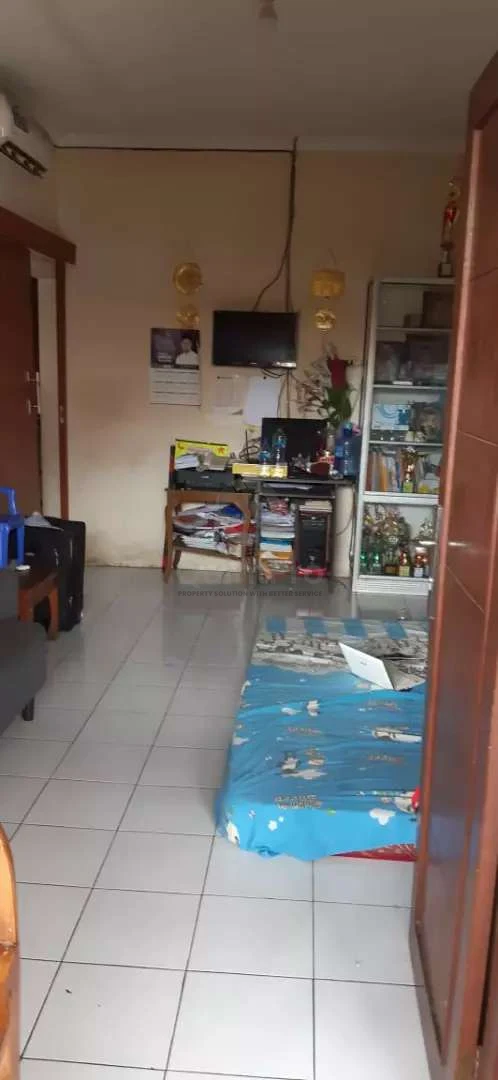 Rumah 3KT 80m² di Villa Dago Toll Tangerang, 2 Lantai PPJB Garasi — foto 3