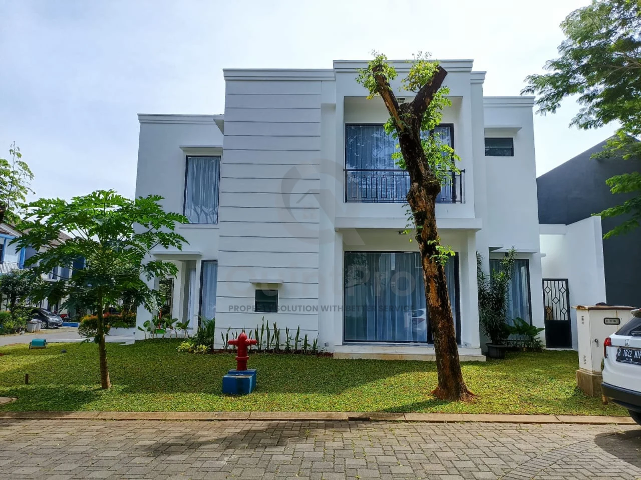 Rumah Modern 4+2KT 2 Lantai di Foglio Foresta BSD, Halaman Asri PPJB — foto 2