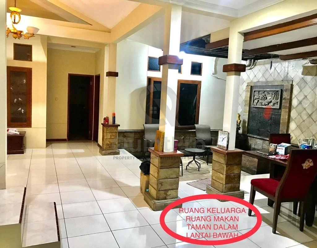 Rumah 5KT 200m² di Griya Loka BSD, 2 Lantai Taman Asri SHM — foto 2
