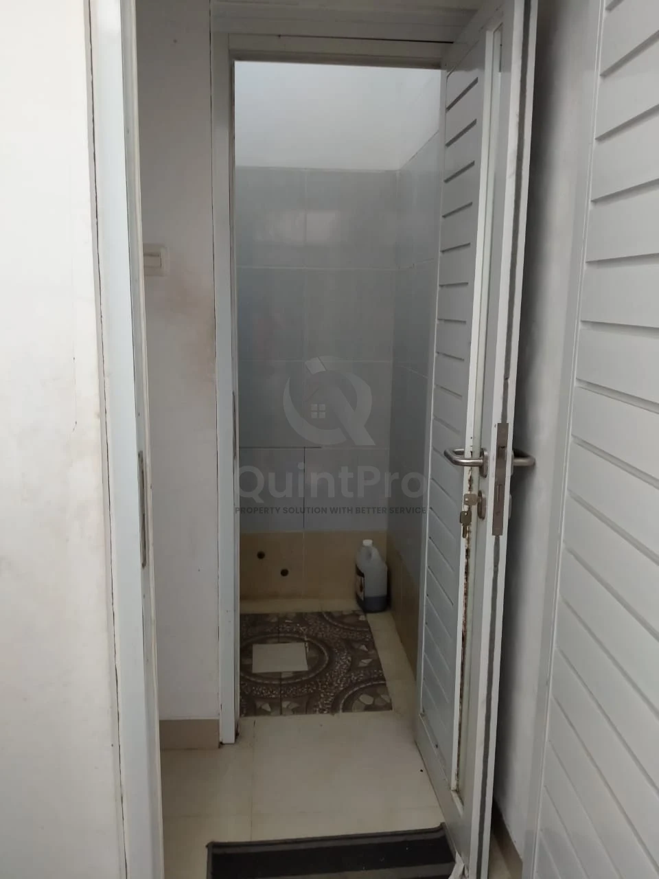 Rumah Dijual di Villa Ilhamni Karawaci, BSD, 3KT — foto 12