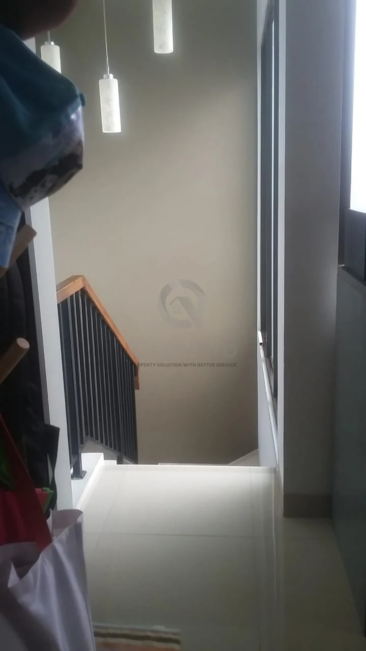 Rumah 4+1KT 2 Lantai di The Green Blossom Ville BSD, Full Furnish PPJB — foto 3