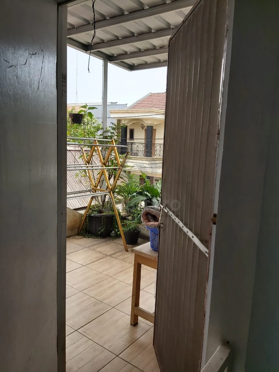 Rumah Dijual di Villa Dago Toll, Ciputat, 3KT — foto 9