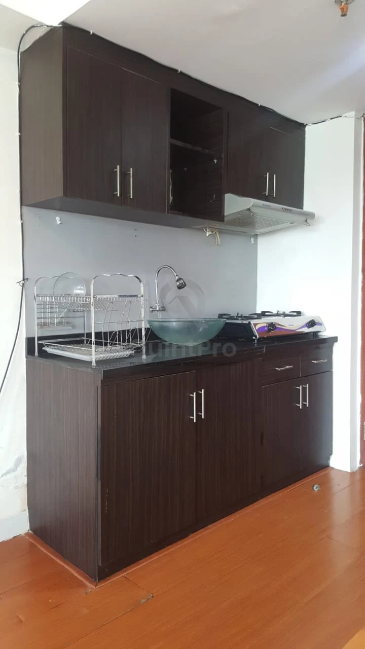 Apartemen Studio Renovasi Baru di Sahid Metropolitan, 5 Menit WTC Sudirman Full Furnished — foto 5