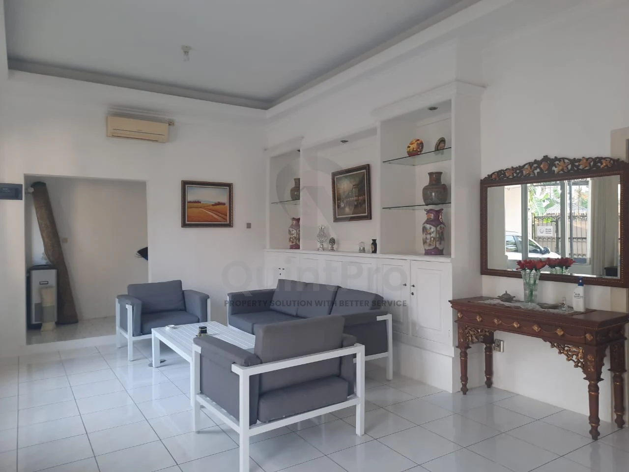 Rumah 3+2KT 685m² Ciputat, Halaman Asri Kolam Renang SHM — foto 4