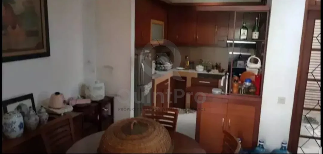Rumah 6KT 190m² 2 Lantai di Versailes BSD, SHM Halaman Asri — foto 3