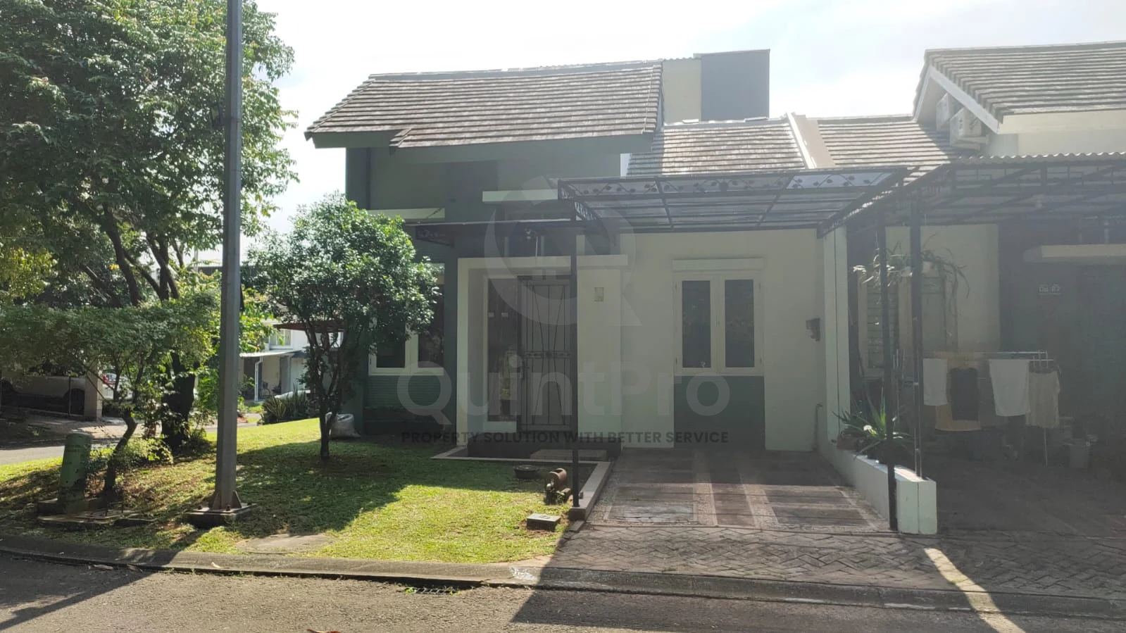 Rumah Hook 2KT di Catalonia Nusa Loka BSD, 140m² SHM Siap Huni