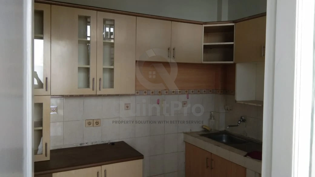 Rumah 3+1KT 250m² Griya Loka BSD, Modern Minimalis SHM Furnished — foto 4
