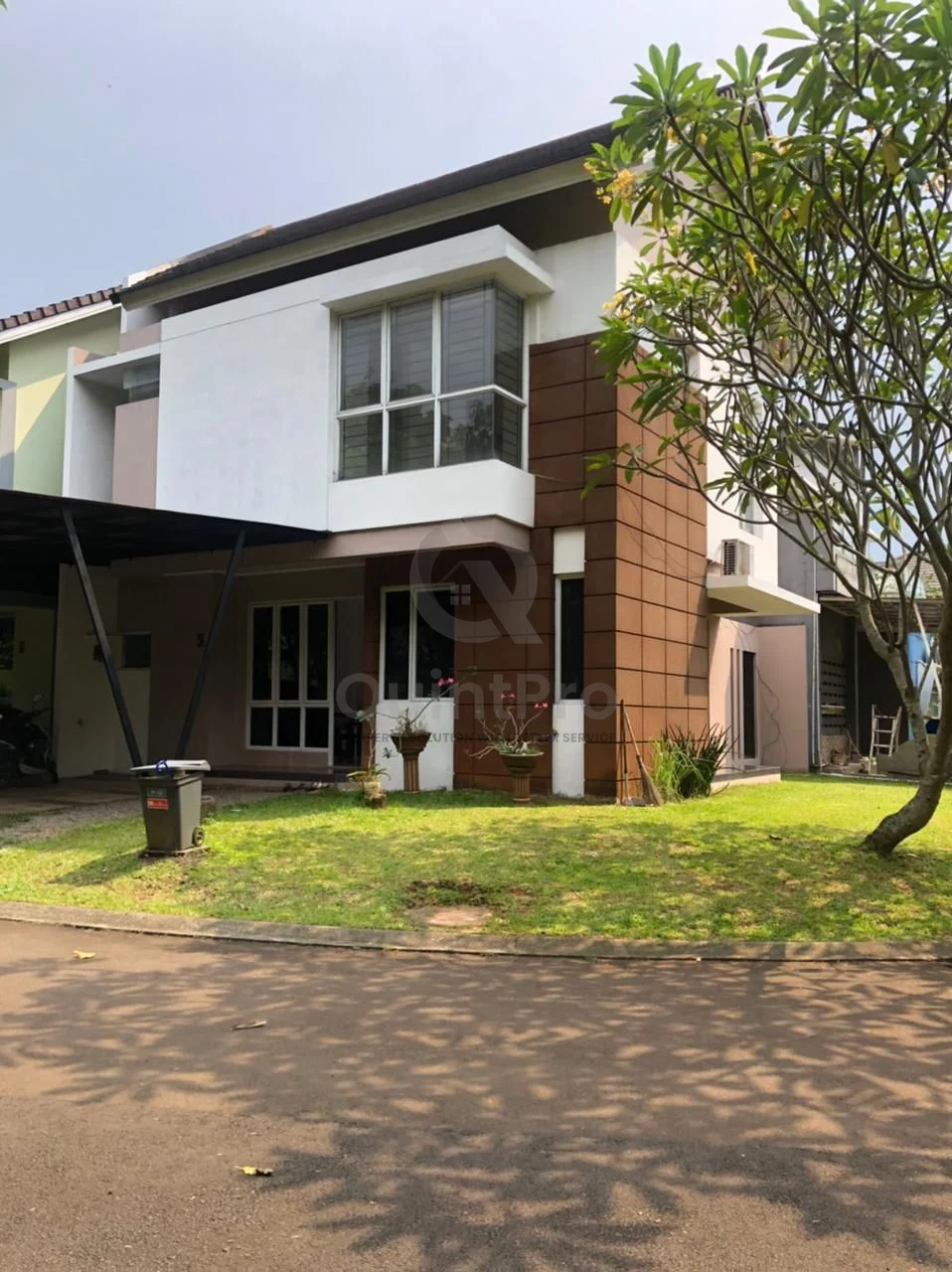 Rumah Modern 3+1KT 2 Lantai di Sevila BSD, Bebas Banjir Dekat AEON Mall — foto 4