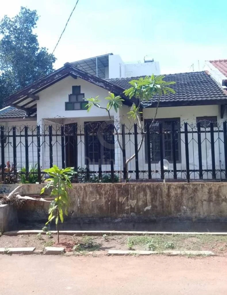 Rumah Disewa 4KT di Cilandak BSD, Hitung Tanah 400m² SHM