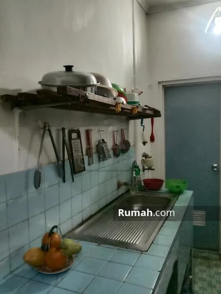 Rumah Dijual di Tebet, Jakarta Selatan, 5KT — foto 6