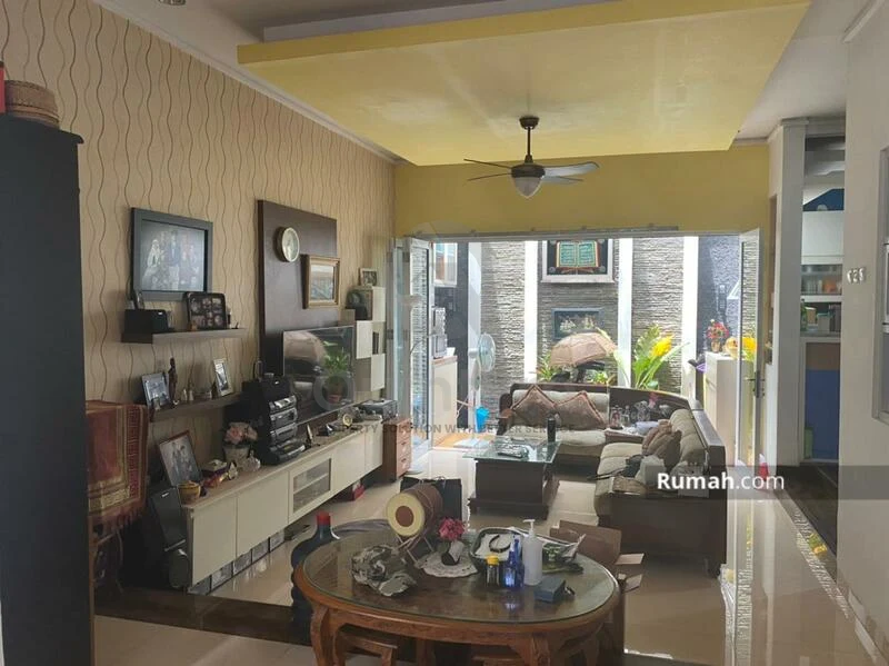 Rumah 3+1KT Modern 2 Lantai di Sevilla BSD, Furnished Bebas Banjir SHM — foto 4