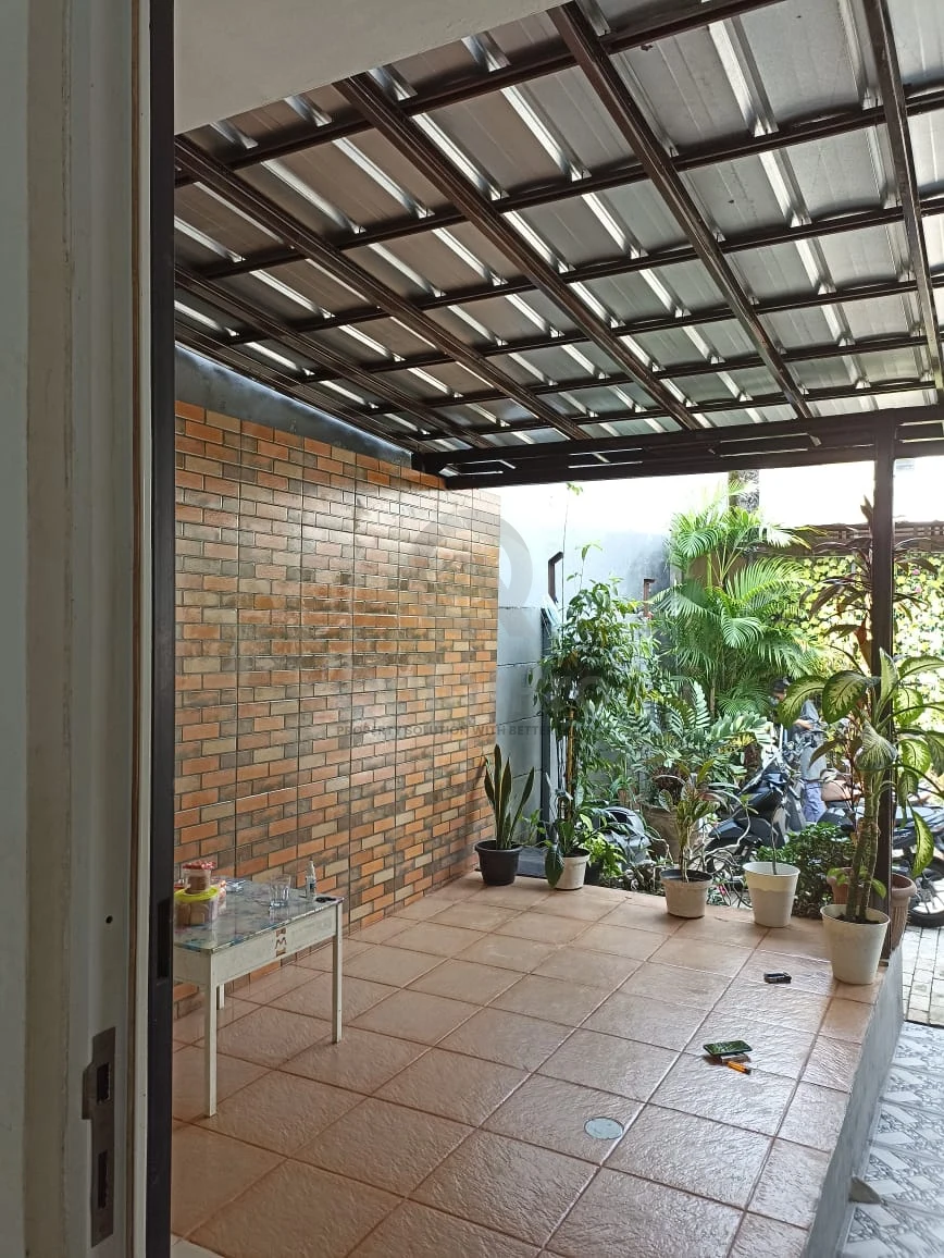 Rumah 2+1KT Disewa di Serpong Hill Serpong, Renovasi Baru SHM — foto 2