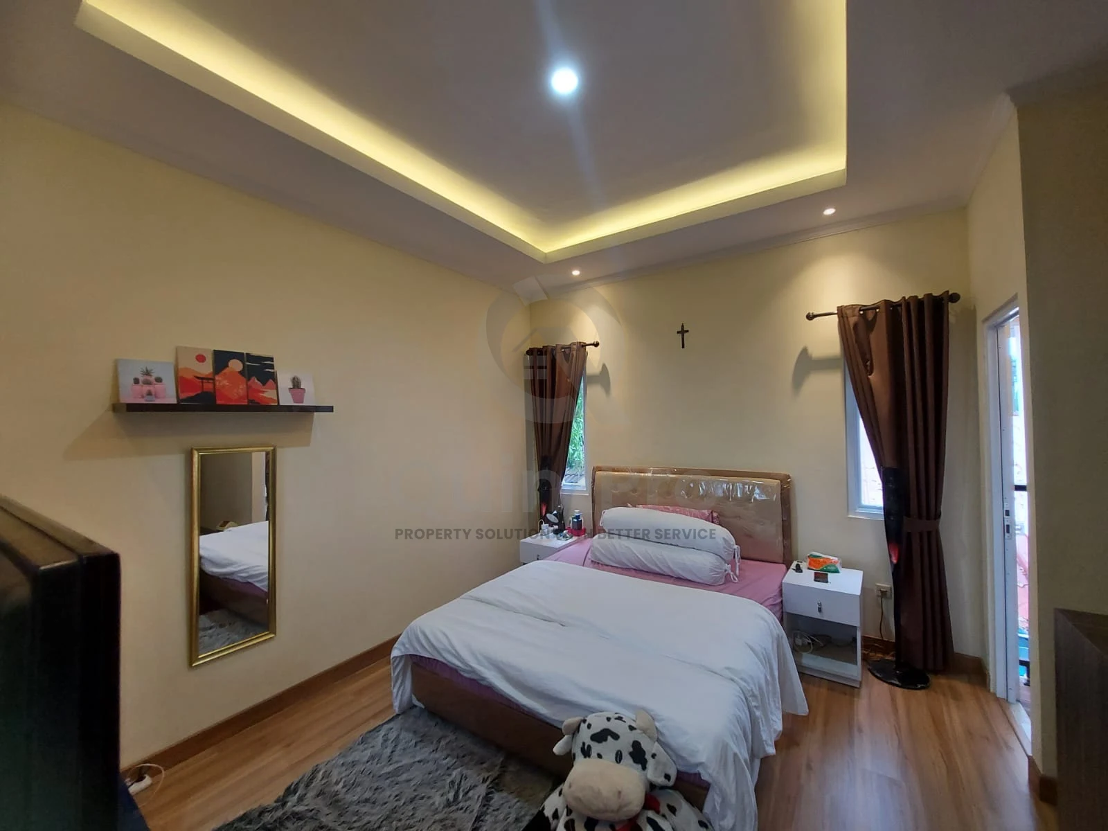 Rumah Semi Villa 4+1KT Bogor, Kolam Renang Pribadi SHM Ready Huni — foto 4