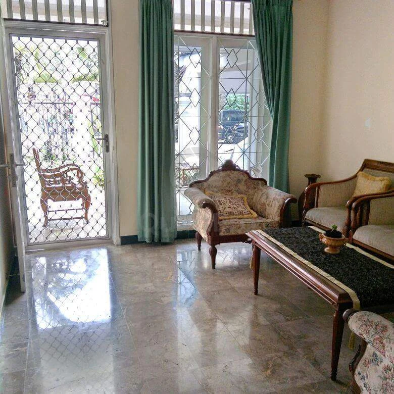 Rumah 7KT 497m² di Giri Loka BSD, 2 Lantai Halaman Luas SHM — foto 2