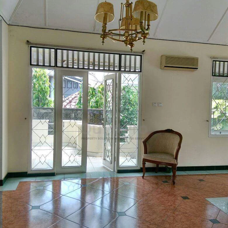 Rumah 7KT 497m² di Giri Loka BSD, 2 Lantai Halaman Luas SHM — foto 5