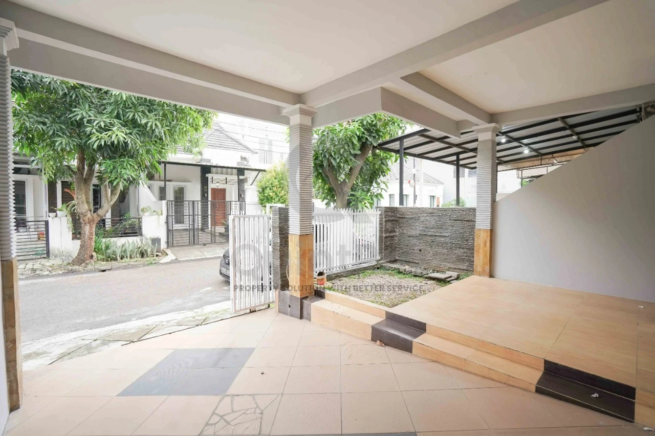 Rumah 3KT 2 Lantai di Serpong Park Diamond Serpong Utara, SHM Furnished — foto 4