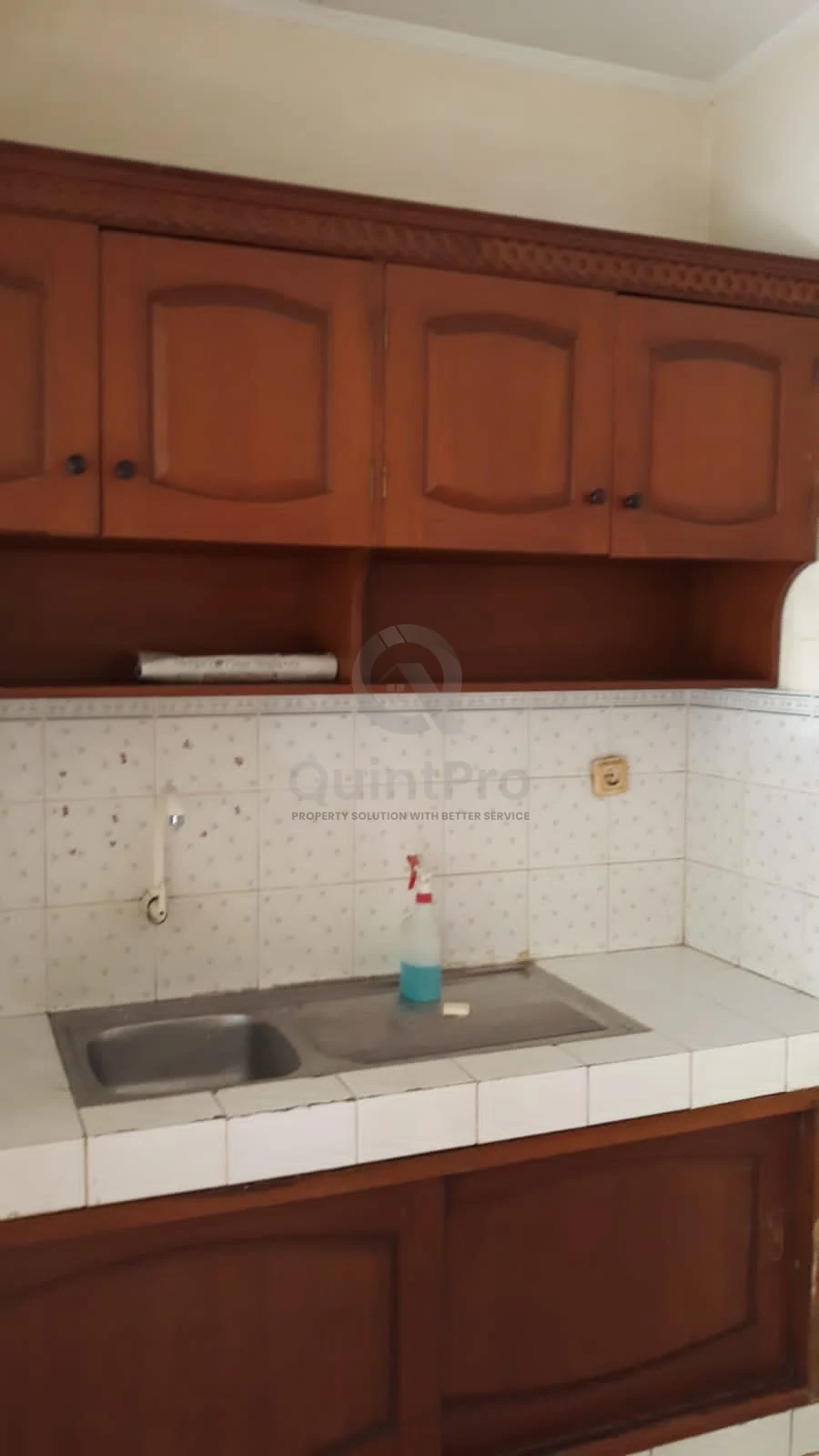 Rumah 3+1KT 135m² Kencana Loka BSD, Semi-Furnished Hadap Timur SHM — foto 4