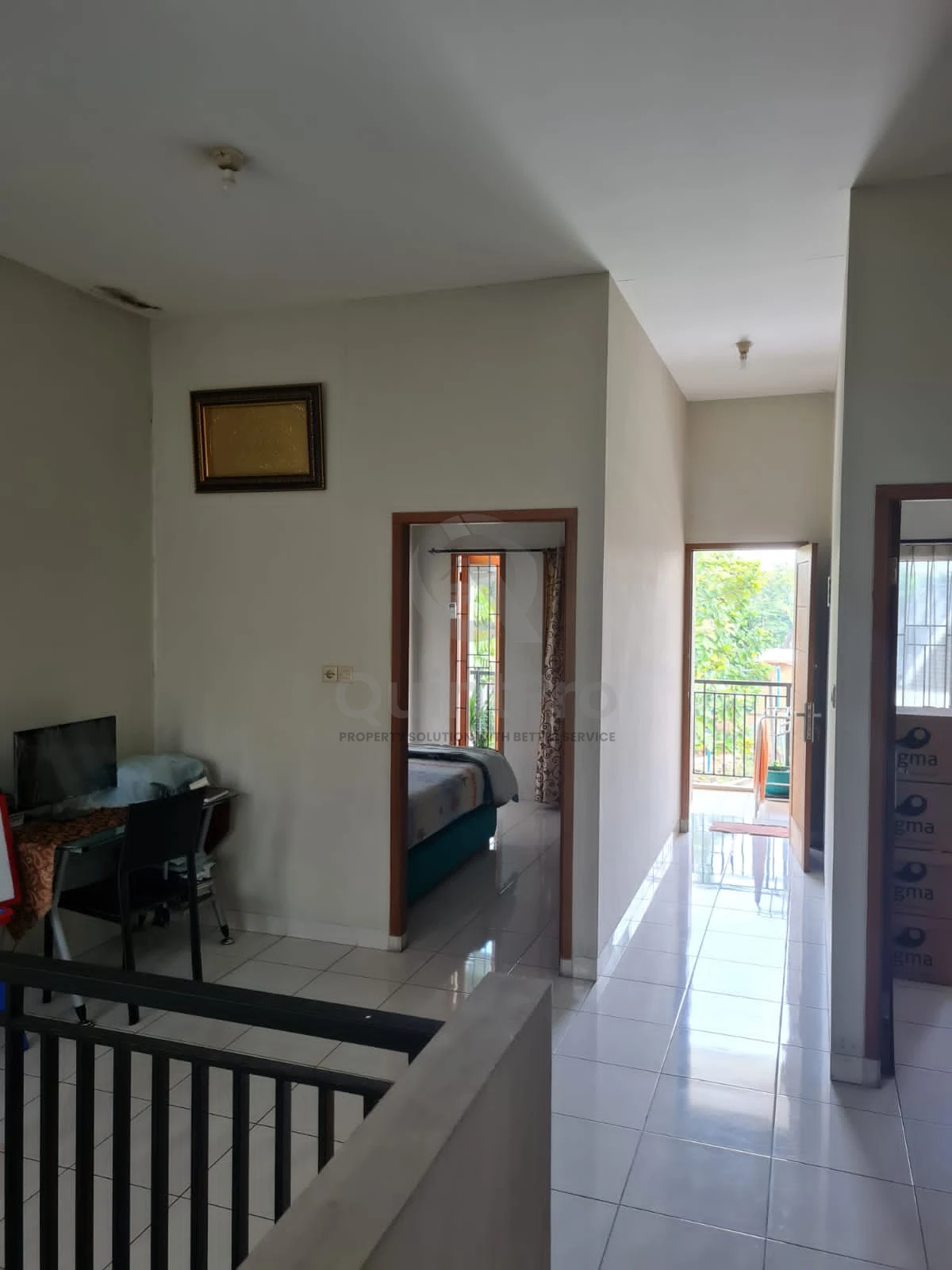 Rumah 4+1KT 2 Lantai 84m² di Bintaro, 5 Menit Stasiun SHM Siap Huni — foto 3