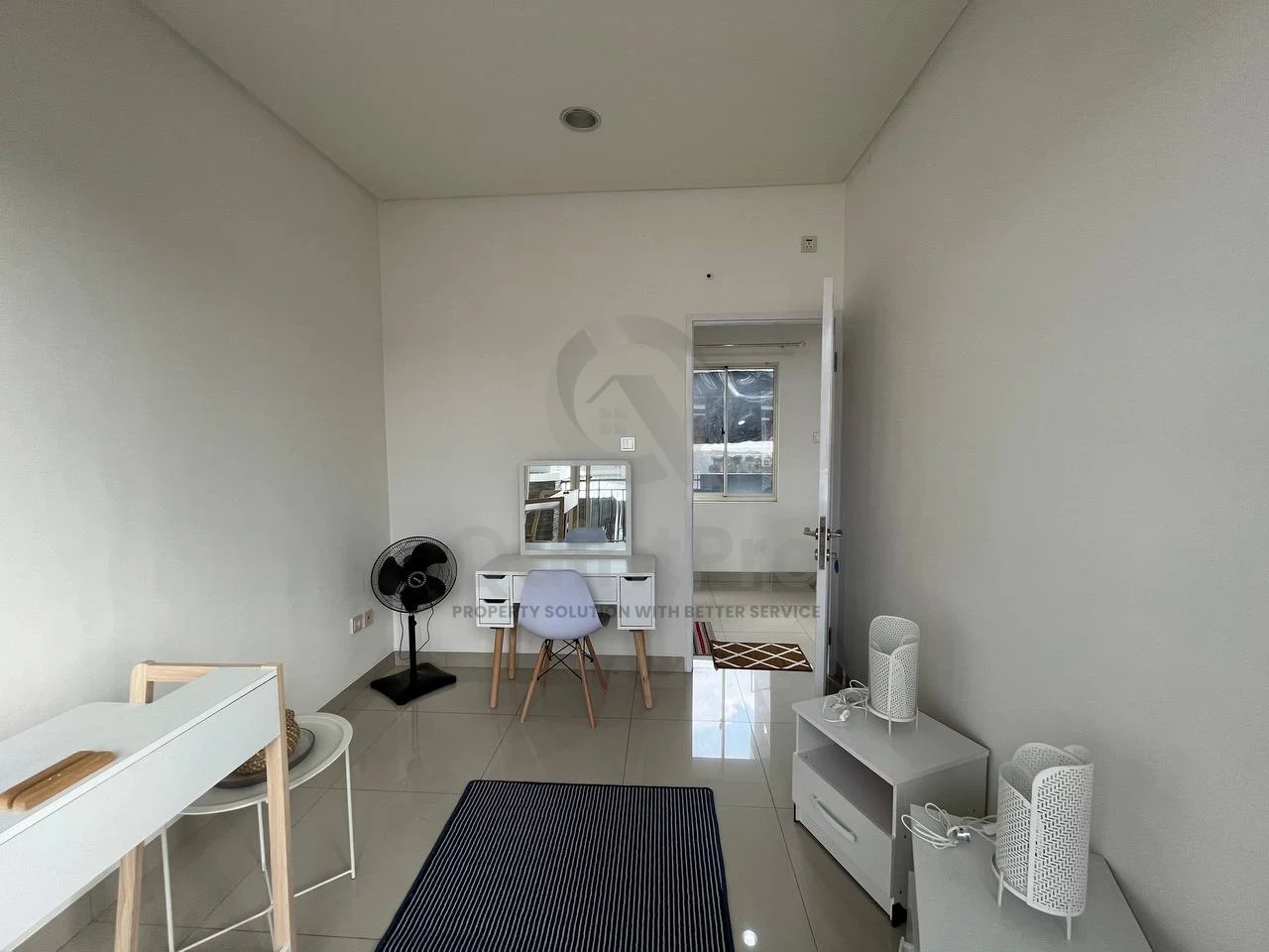 Rumah Modern 3+1KT di Resident One BSD Serpong, 2 Lantai Furnished SHM — foto 2