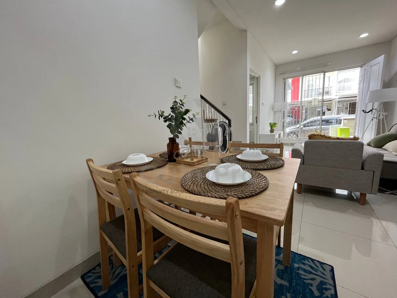 Rumah Modern 3+1KT di Resident One BSD Serpong, 2 Lantai Furnished SHM — foto 4