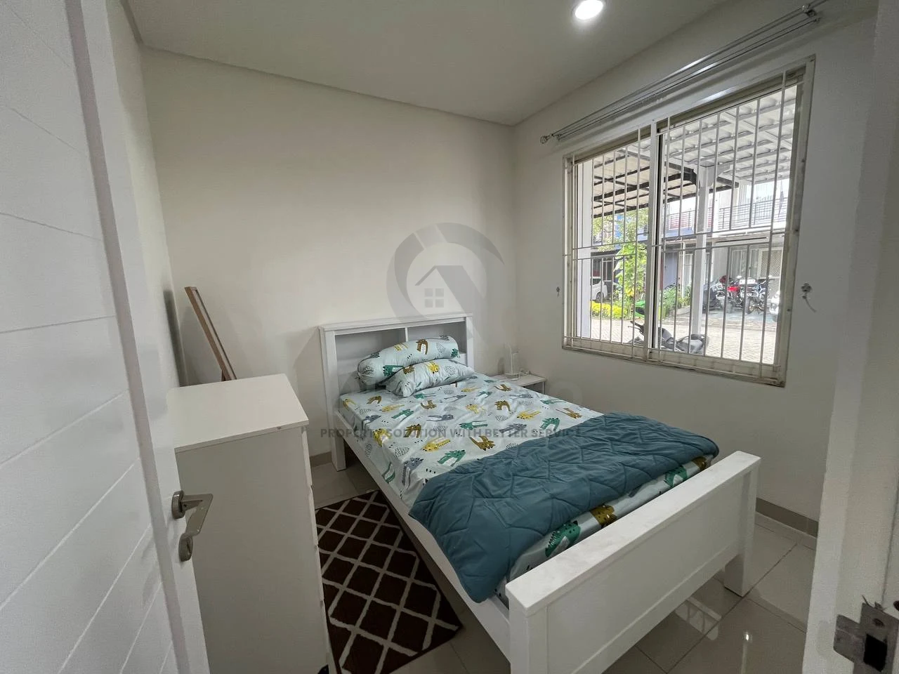 Rumah Modern 3+1KT di Resident One BSD Serpong, 2 Lantai Furnished SHM — foto 5