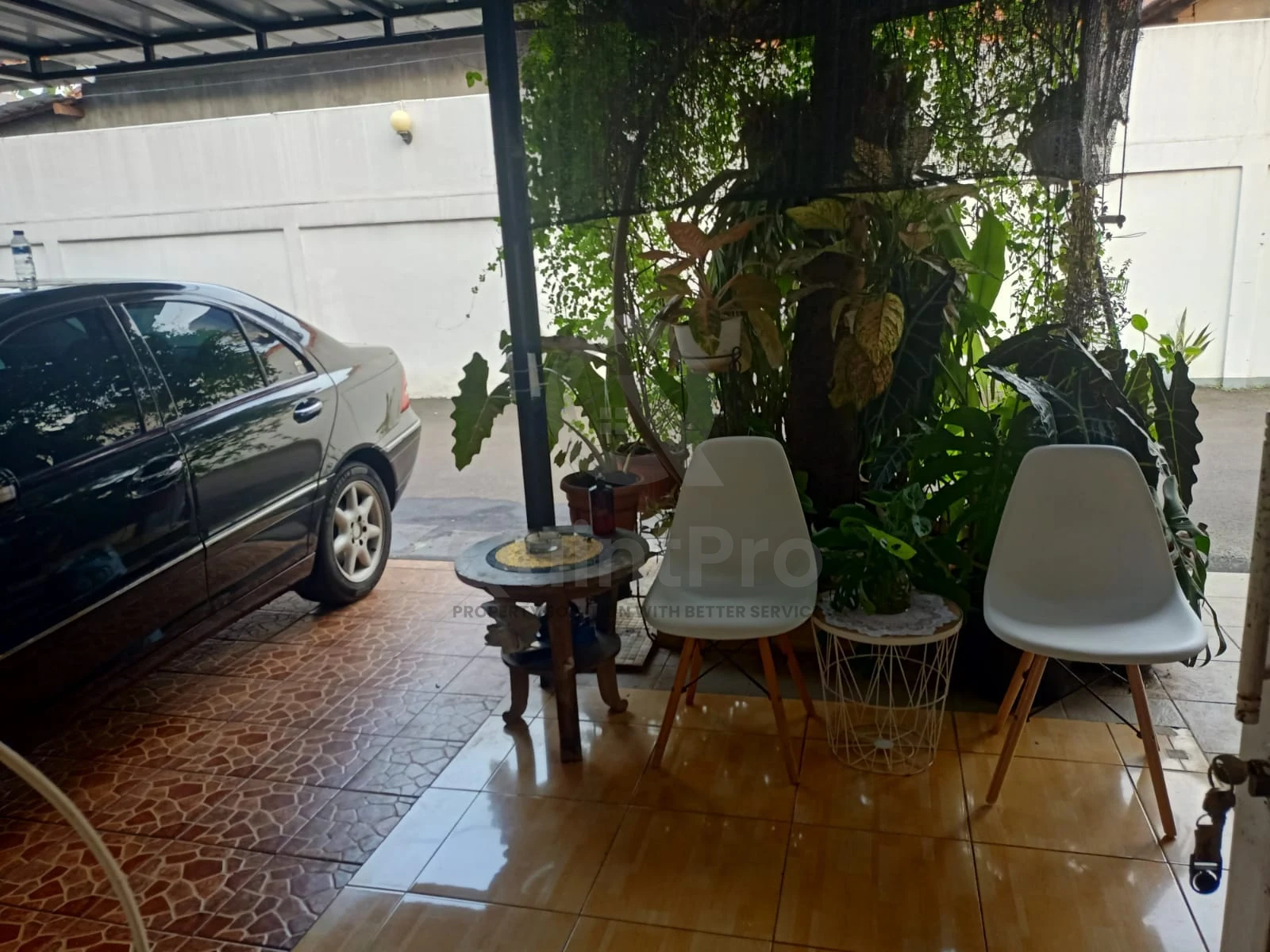 Rumah 3KT 2 Lantai di Griya Ihsani Jagakarsa, Furnished SHM Pinggir Jalan