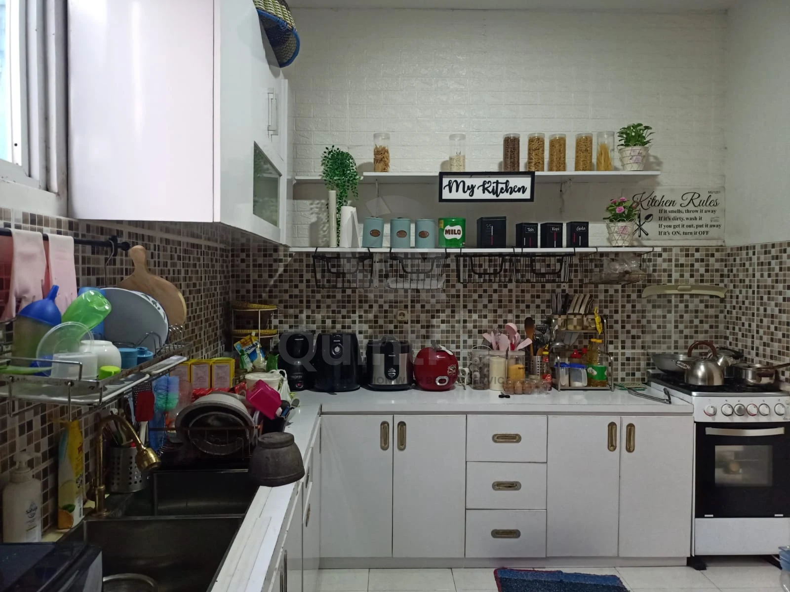 Rumah 3KT 2 Lantai di Griya Ihsani Jagakarsa, Furnished SHM Pinggir Jalan — foto 4