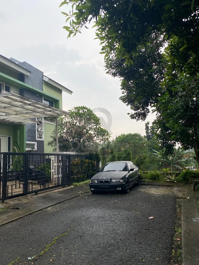 Rumah Modern 4+1KT di Nusa Loka BSD, 2 Lantai Semi-Furnished SHM — foto 2